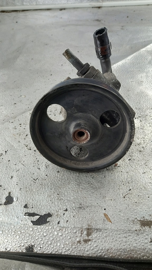 фото №1, Насос усилителя renault laguna 1.6b ii 01r