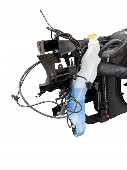 фото №8, Jeep grand cherokee wk2 3.0 crd pas радиатор