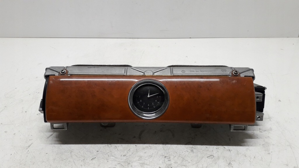 фото №1, Vw phaeton решітка обдув середня 3d1853204