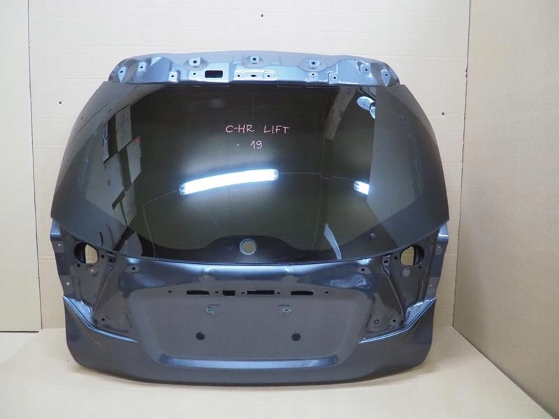 фото №1, Крышка багажника с стекло 2019 toyota c-hr lift