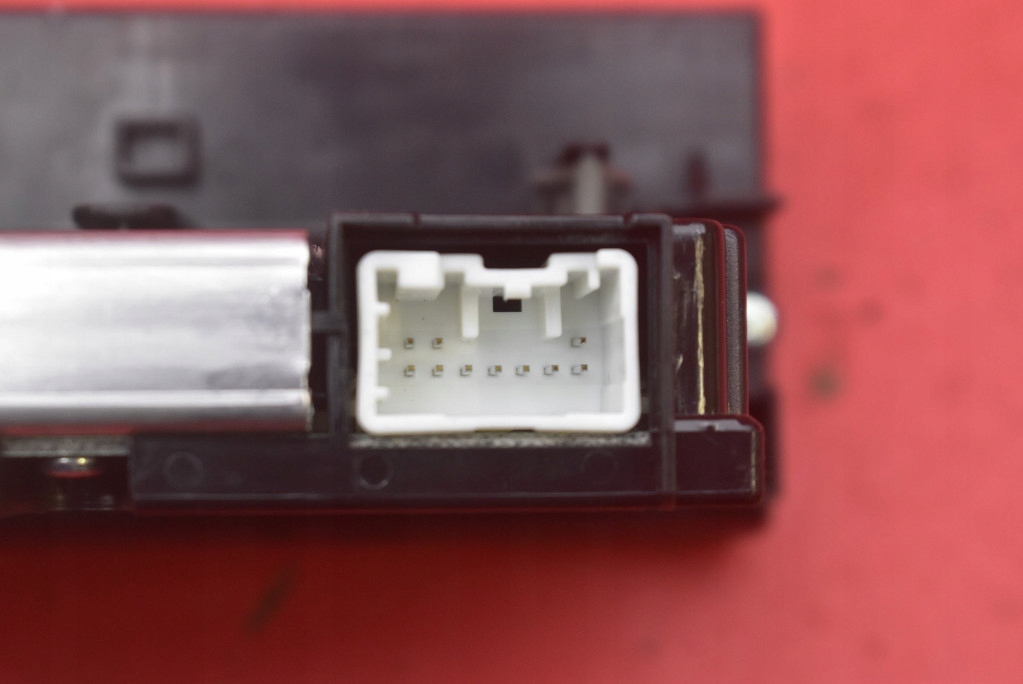 фото №9, Дисплей радио 30797719 volvo s40 2 ii 04-07