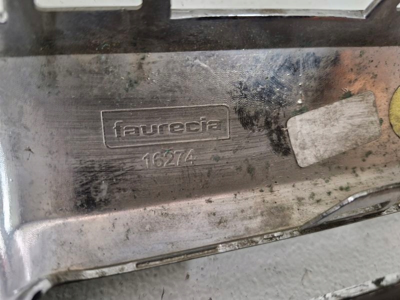 фото №9, Opel zafira c решітка радіатора решітка радіатора бампера перед хром бампера 13300792