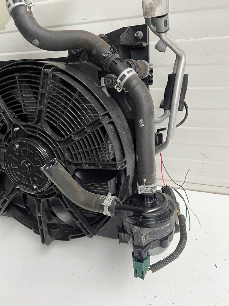 фото №15, Pas передний усилитель радиатор nissan leaf ii 2 электрик