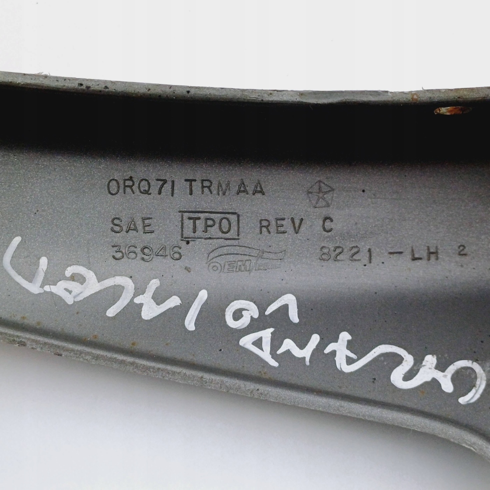 фото №10, Брызговики правый левый перед chrysler voyager 36946 nr2