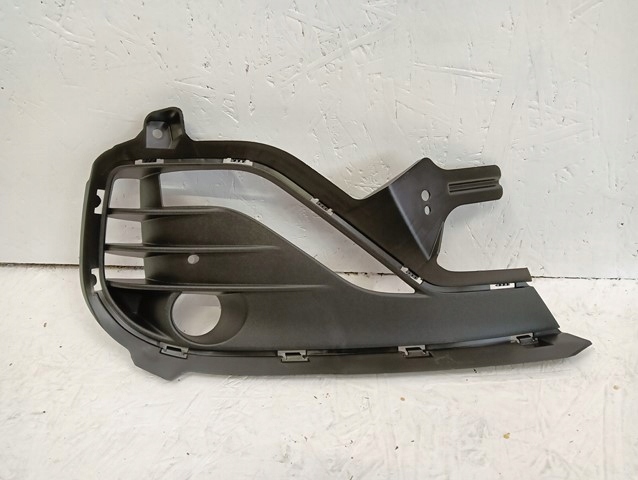 фото №1, Решётка бампера перед правая hyundai i30 iii fastback 2017-