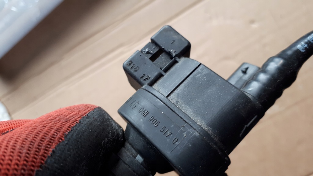 фото №8, A5 8w клапан вакуумa 06h906517q a4 b9 8w