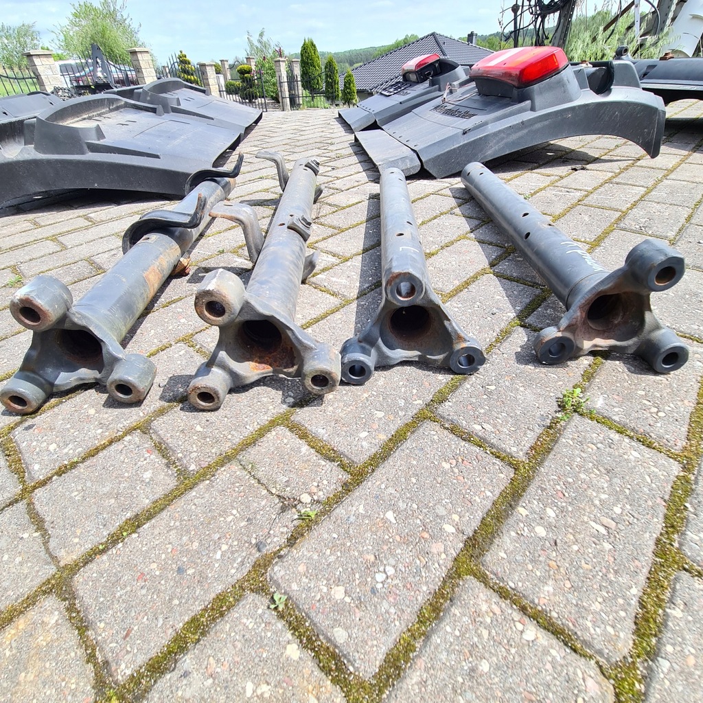 фото №6, Actros mp 4 кронштейн підкрилок крила труба