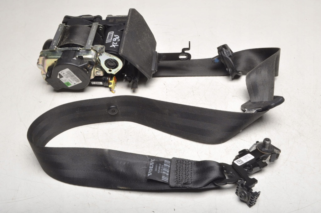 Купити Volvo xc90 ii ремінь безпеки правий перед передній 39841611