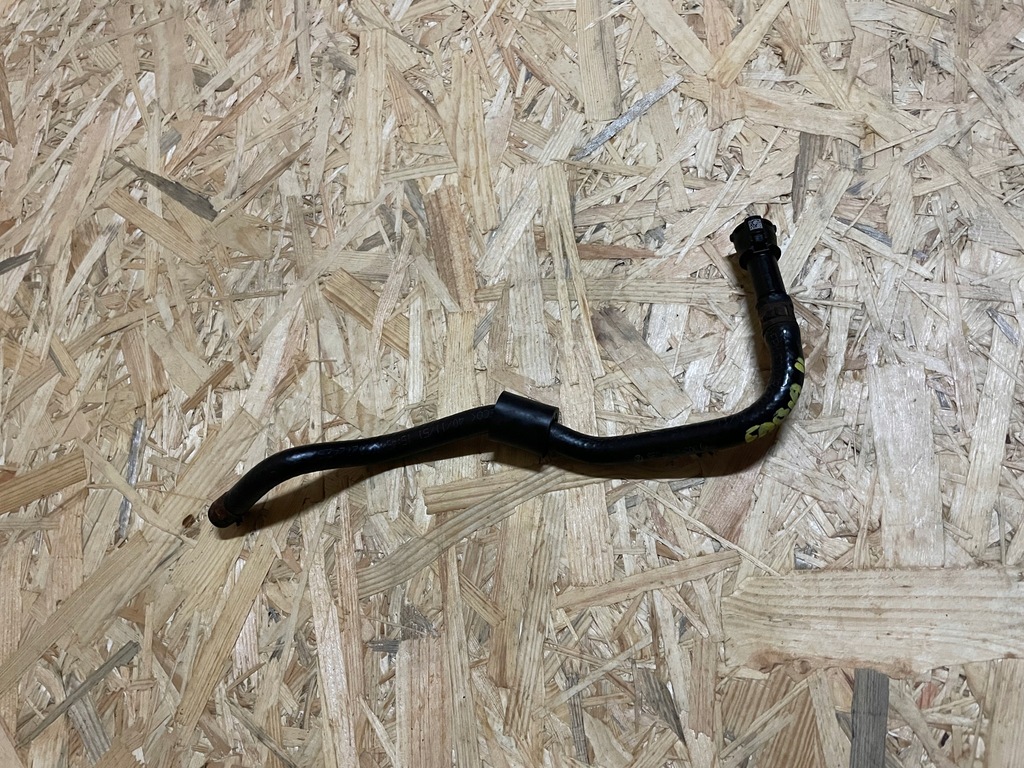 фото №1, Шланг трубка wąż топлива skoda fabia ii 2 5j 5j0 1.2tsi 03f133723m