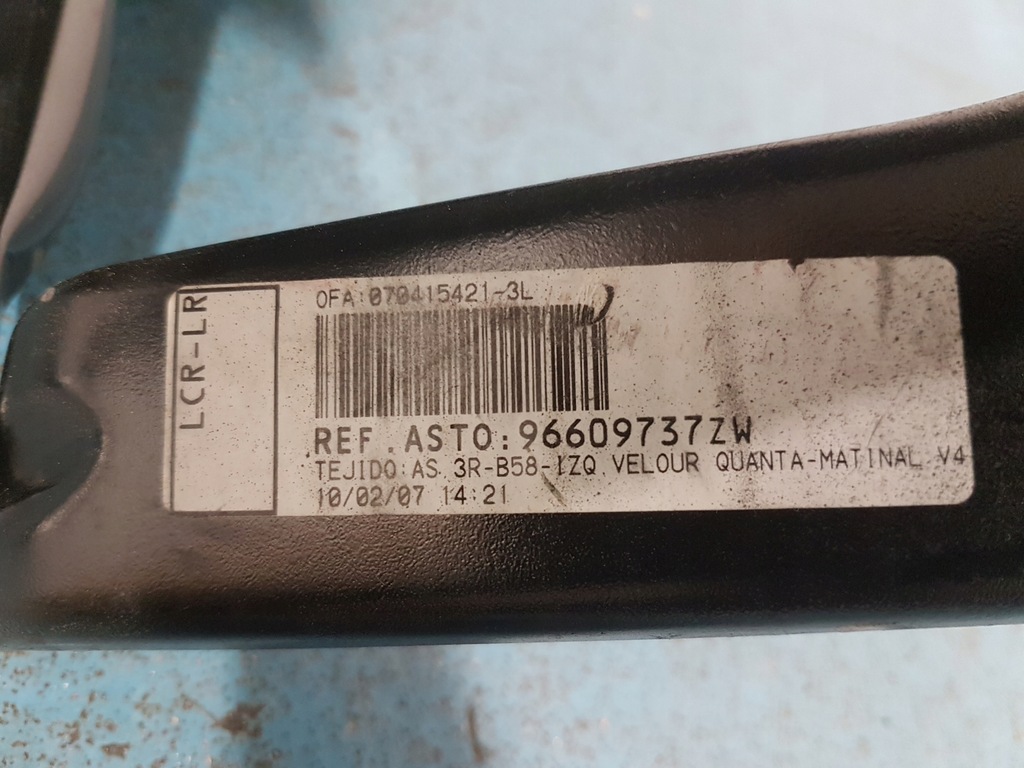 фото №9, Citroen c4 grand picasso i сидіння задня trzeci ряд лівий