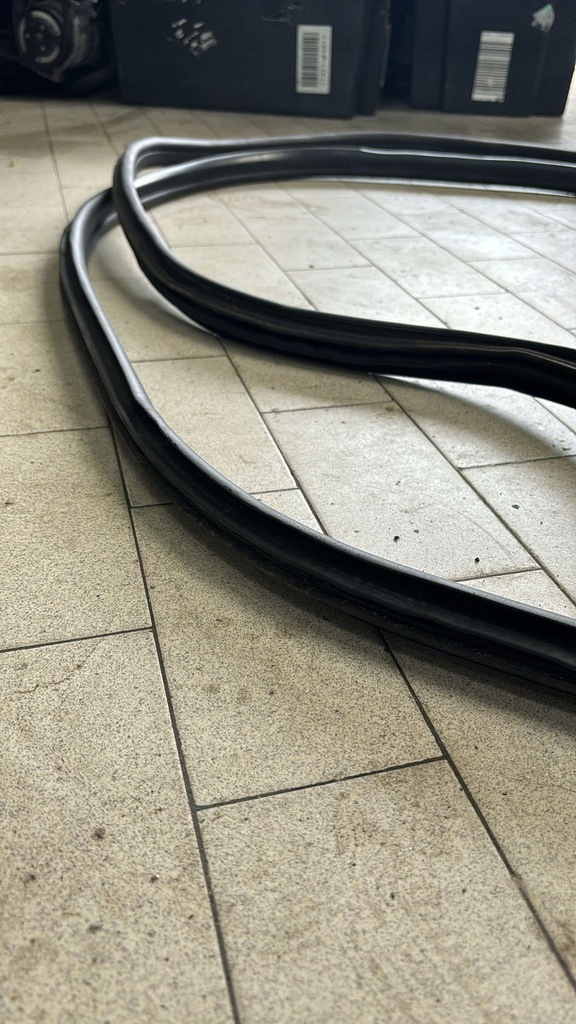 фото №3, Прокладка двері правий лівий перед mini one f56