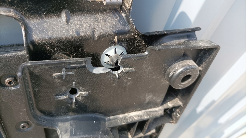 фото №9, Pacifica- підлога багажника usa 5rh97dx9ah