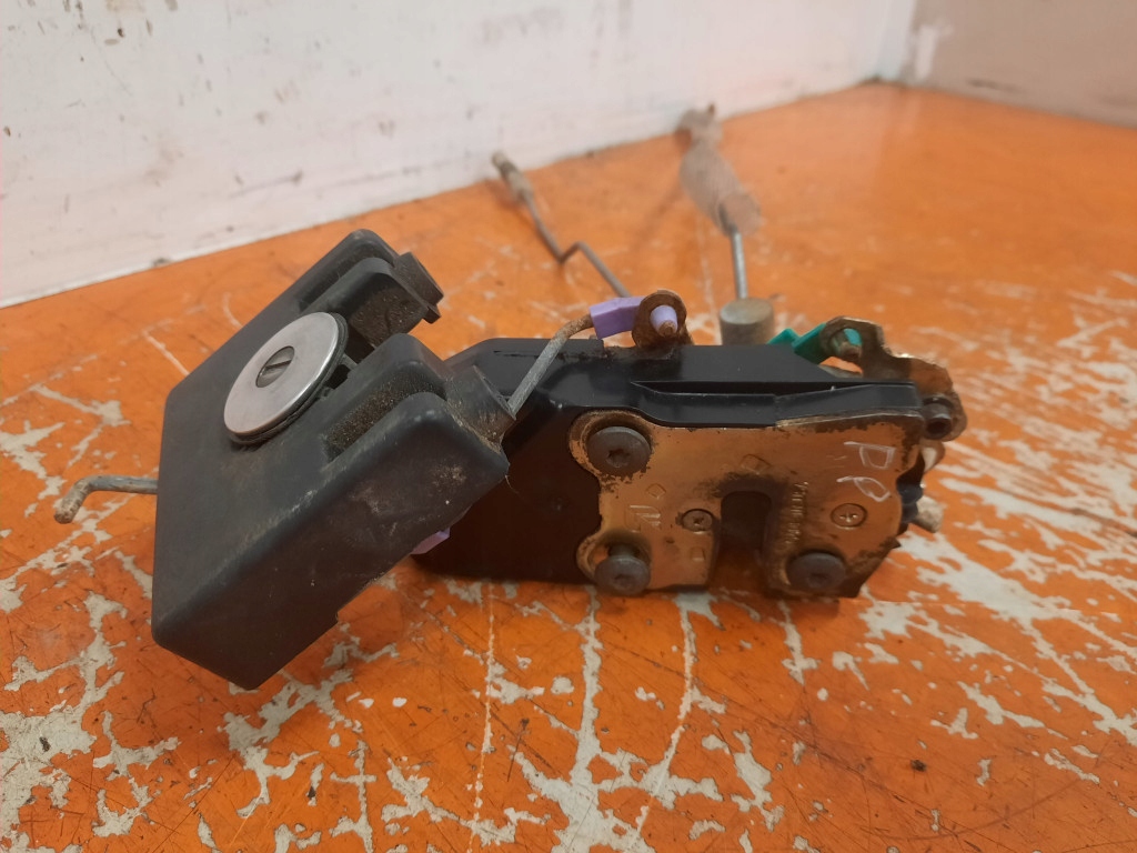 фото №1, Chrysler pt cruiser i 00-06 замок двері перед передній правий