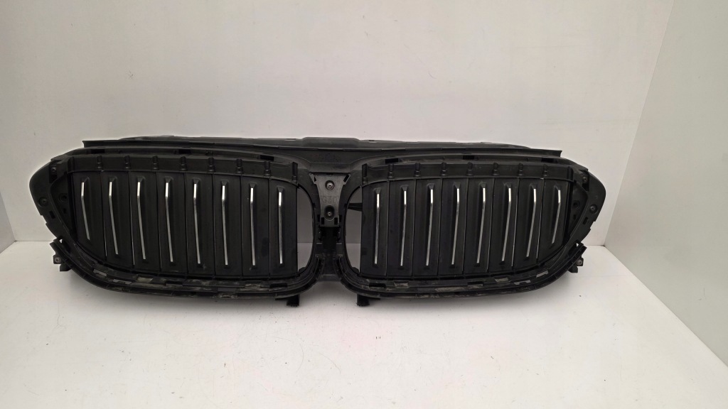 Купити Решітка радіатора жалюзі шторка хром bmw g30 g31 7497281 оригінал