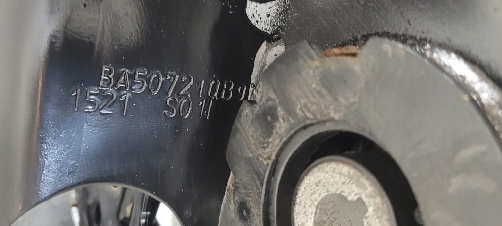 фото №16, Подрамник подрамник подрамник задняя тяга audi q8 2018- 4m0511305be 4m0500025