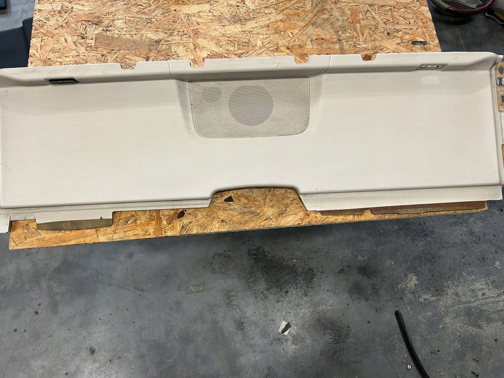 Купити Mercedes sl r231 w231 полиця багажника задня