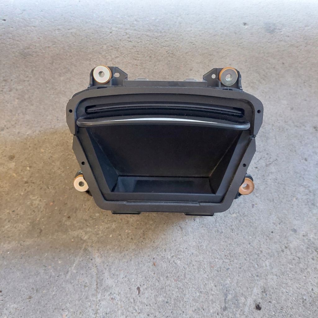 фото №1, Bmw 2 f46 f45 дисплей head 6817503