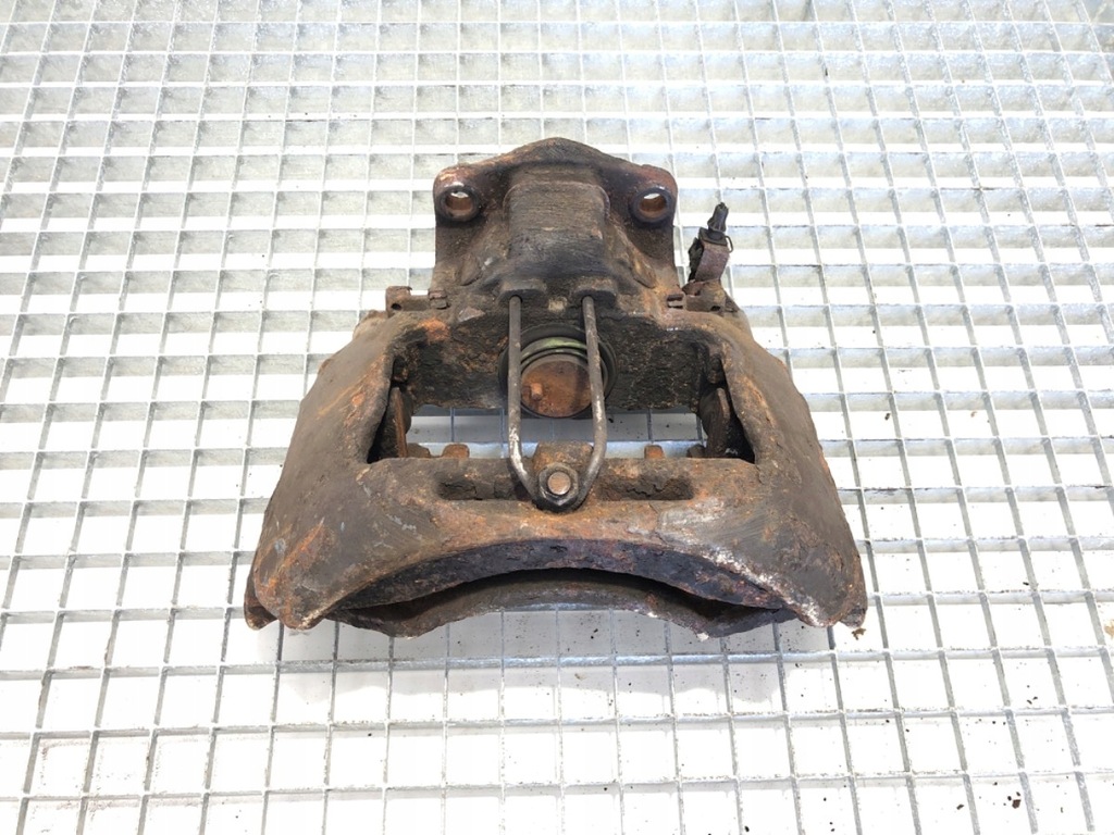 фото №1, Супорт лівий перед renault trucks midlum 4.1 136150km хетчбек