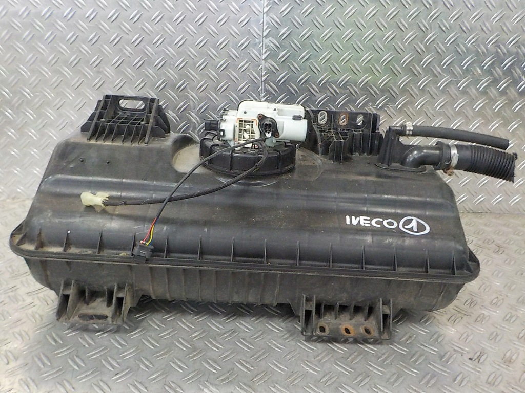фото №9, Iveco оригинальный номер 5801761617 бак adblue