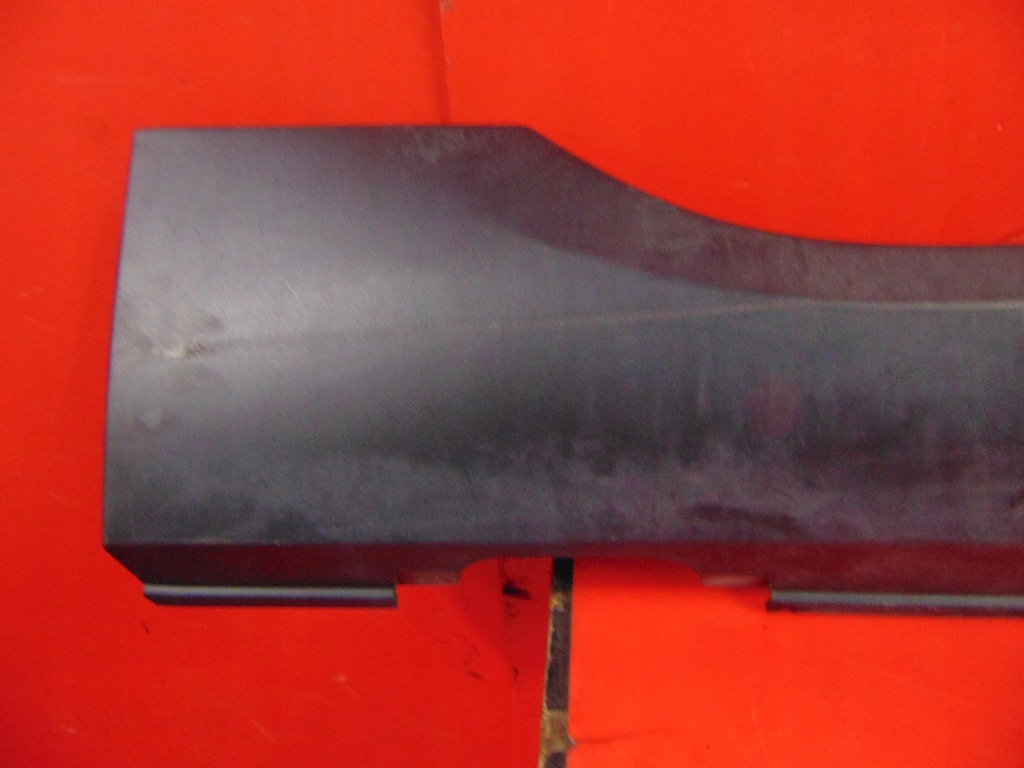 фото №2, Peugeot 2008 i 13- молдинг накладка порог правая