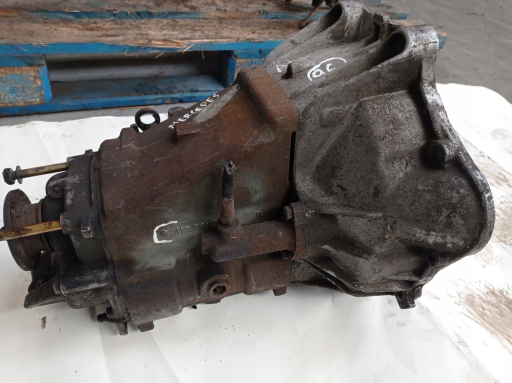Коробка передач передач mercedes 1152612501 Недорого
