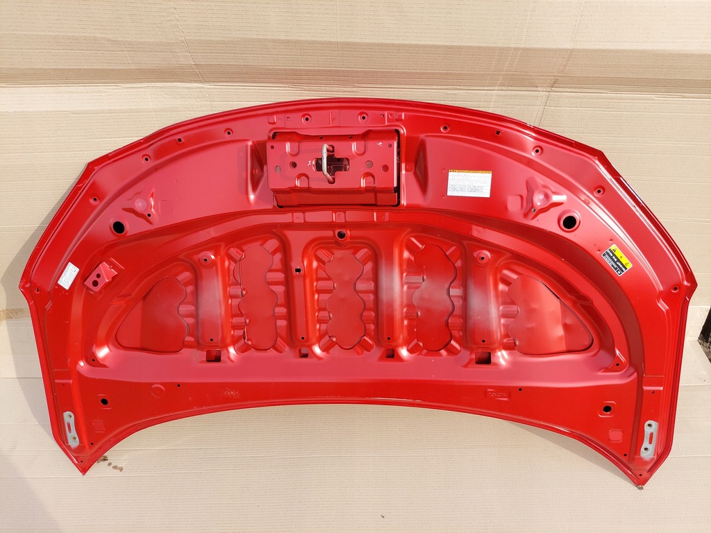 фото №9, Toyota yaris iv 4 cross 2020- капот перед ''''grad''''