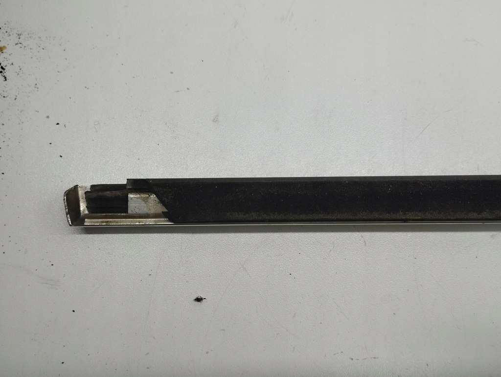 фото №6, Bmw 5 e60 e61 2008 молдинг скло двері розсувних