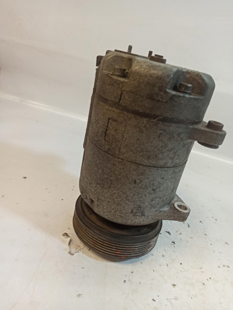 фото №12, Audi a3 1.6 8v компрессор кондиционера 1j0820803b