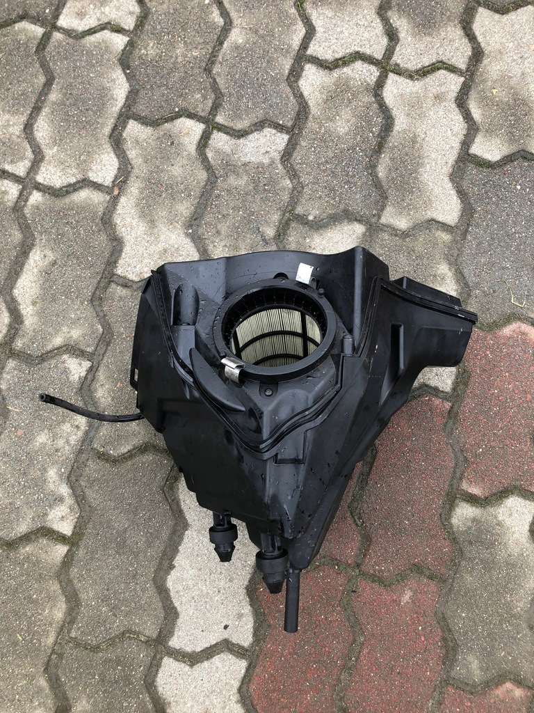 фото №5, Корпус фильтра воздуха audi a4 b8