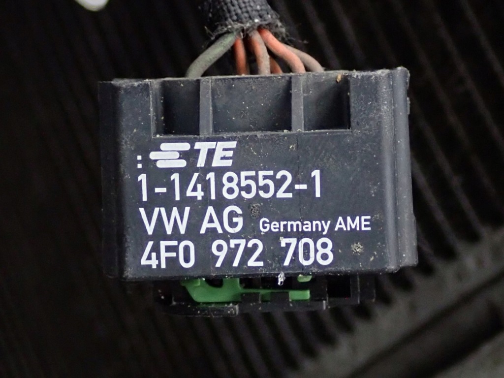 Комплект радіатор води кондиціонера вентилятор ремінь vw passat b8 1.6 tdi 88kw в Україні