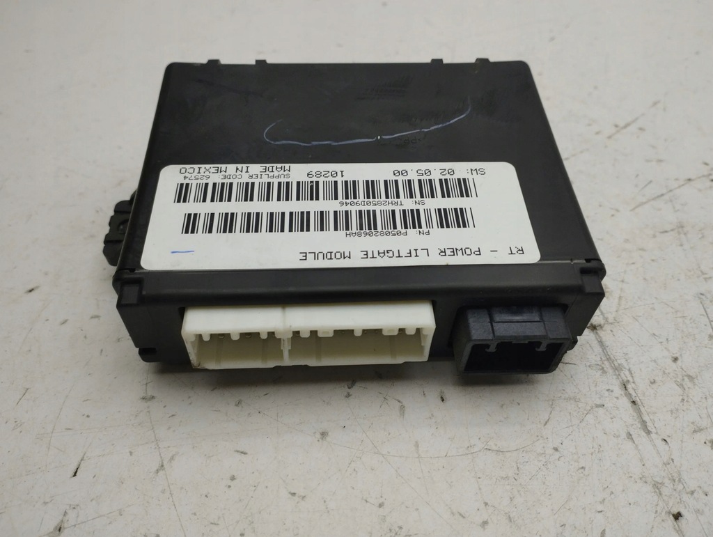 фото №7, Chrysler grand voyager v 2011 модуль кришки багажника p05082068ah