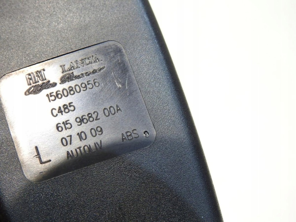 Клипса поперечина безопасности левый задний  alfa romeo mito 156080956 Недорого