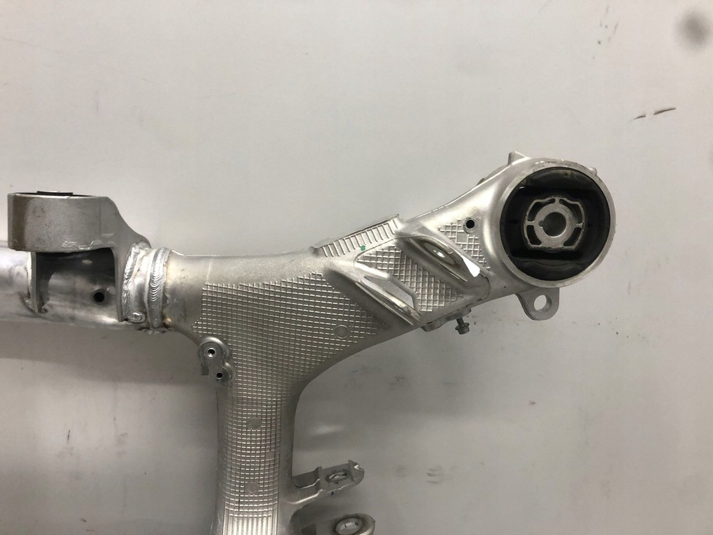 фото №6, Подрамник задние bmw 8 g14 6873232