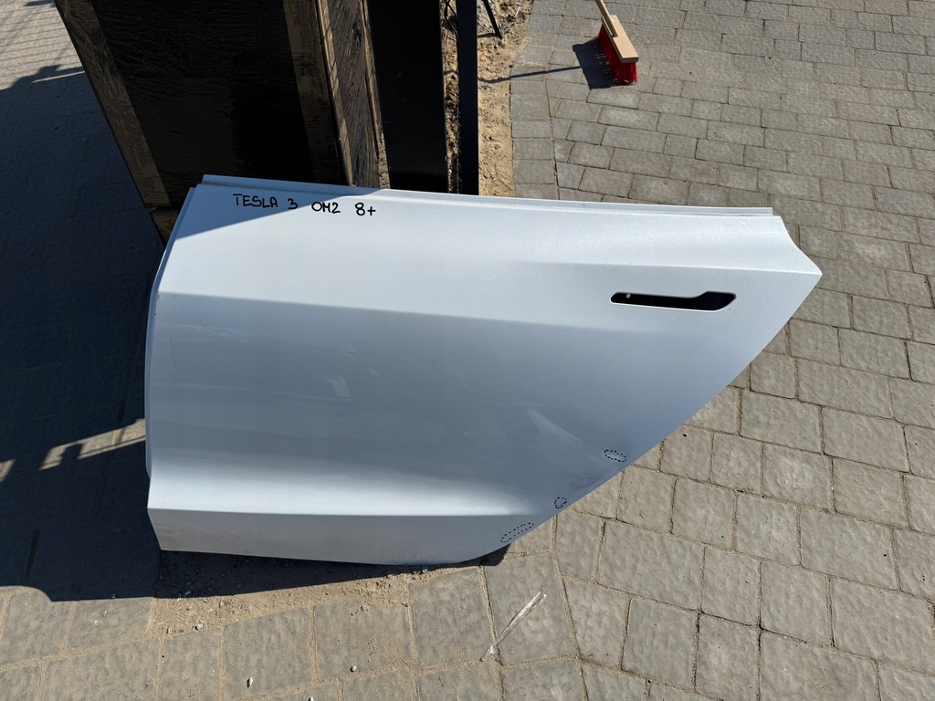 фото №1, Tesla 3 двері задні ліва