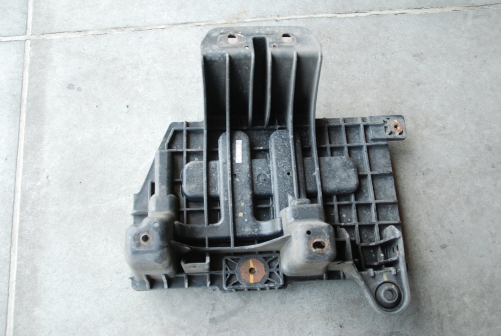 фото №4, Kia sportage iii основание аккумулятор 37150-2s200