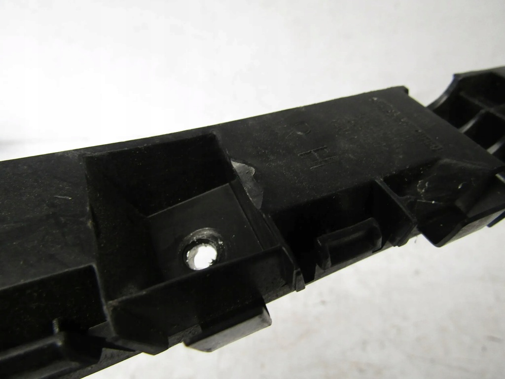 фото №9, Opel corsa e направляющая бампера правый задняя