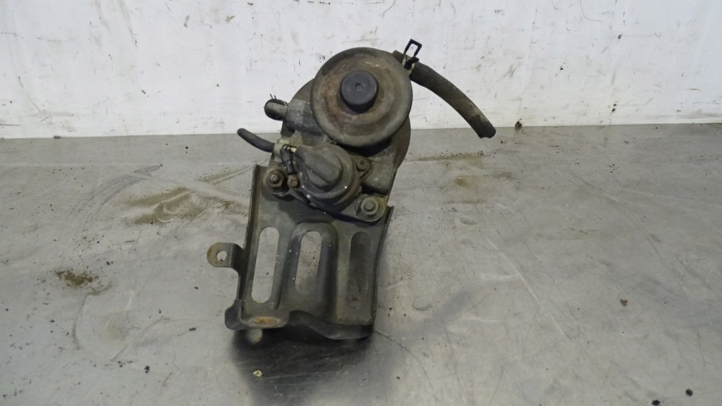 фото №1, Корпус фільтра пального toyota avensis verso 2.0d4d