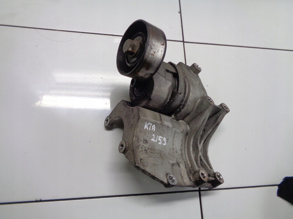 фото №1, Kia sorento 2.5crdi кронштейн натяжитель 25281-4a000