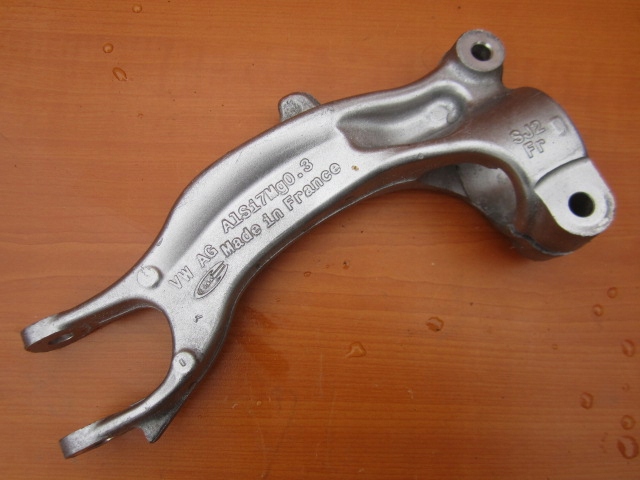 фото №10, Audi a5 s5 8w 3.0 tfsi кронштейн амортизатора правий перед 8w0413038 widły 52mm