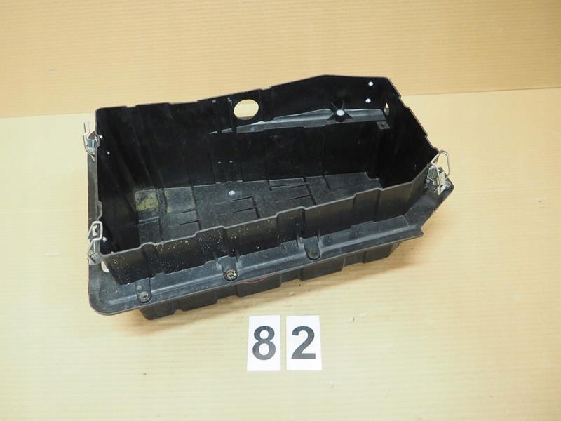 фото №1, Корпус основа акумулятор audi q7 7l0801283d