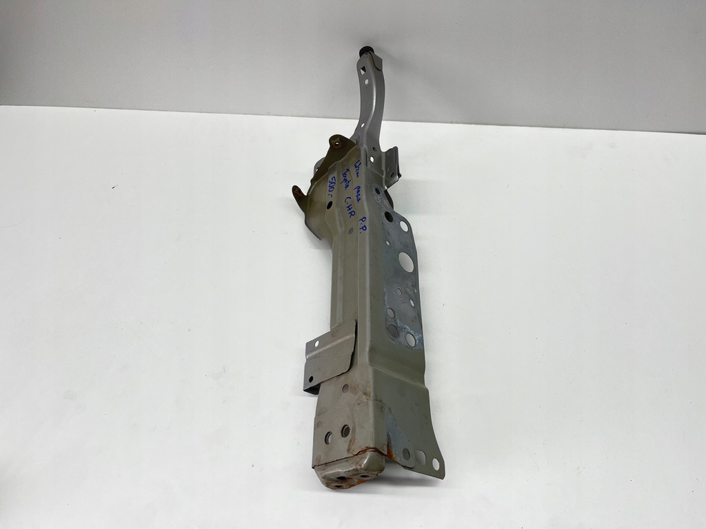 фото №1, Усилитель поперечина перед правое toyota c-hr