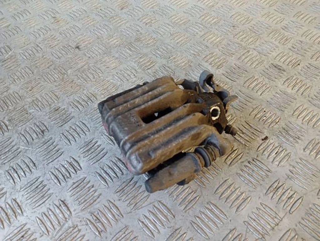 фото №5, Супорт гальмівний правий задня audi a1 8x lucas