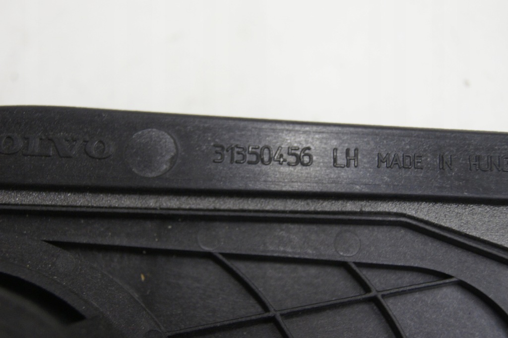 фото №11, Volvo xc90 ii динамик потолочный набор