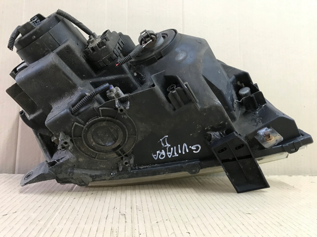 фото №16, Suzuki grand vitara ii lift лампа правая lub левая передняя перед