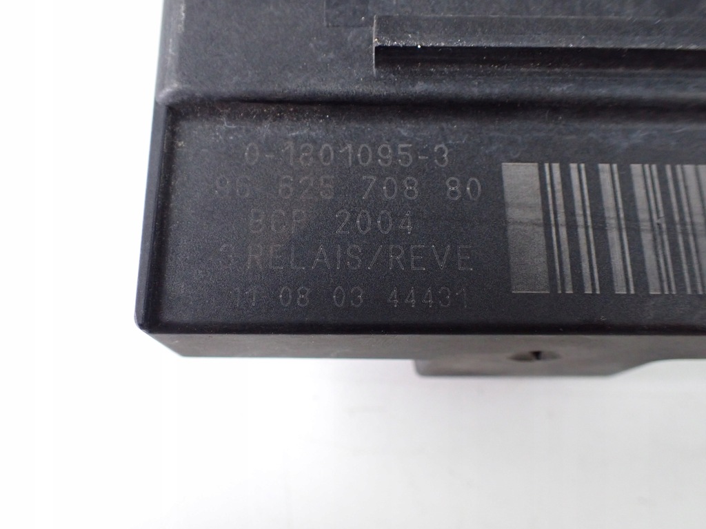 фото №5, Блок управления реле свеча citroen ds5 hybrid europa 9662570880