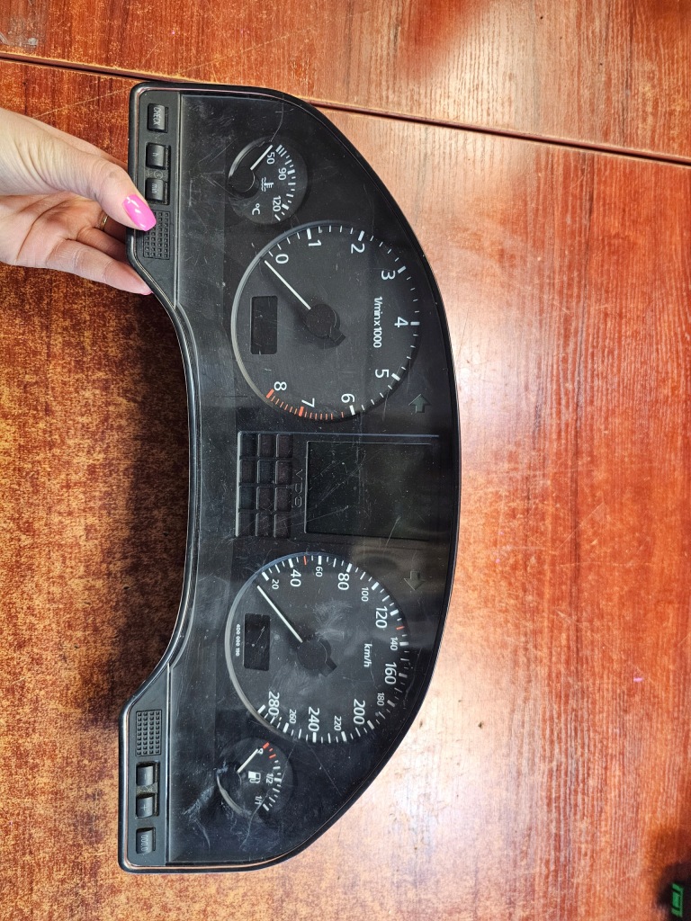 фото №1, Лічильник прилади audi a8 d2 97' eu 4d0919033k
