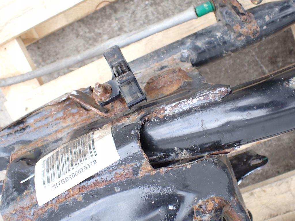 фото №8, Подрамник задняя балка задняя подвеска citroen ds5 hybrid europa