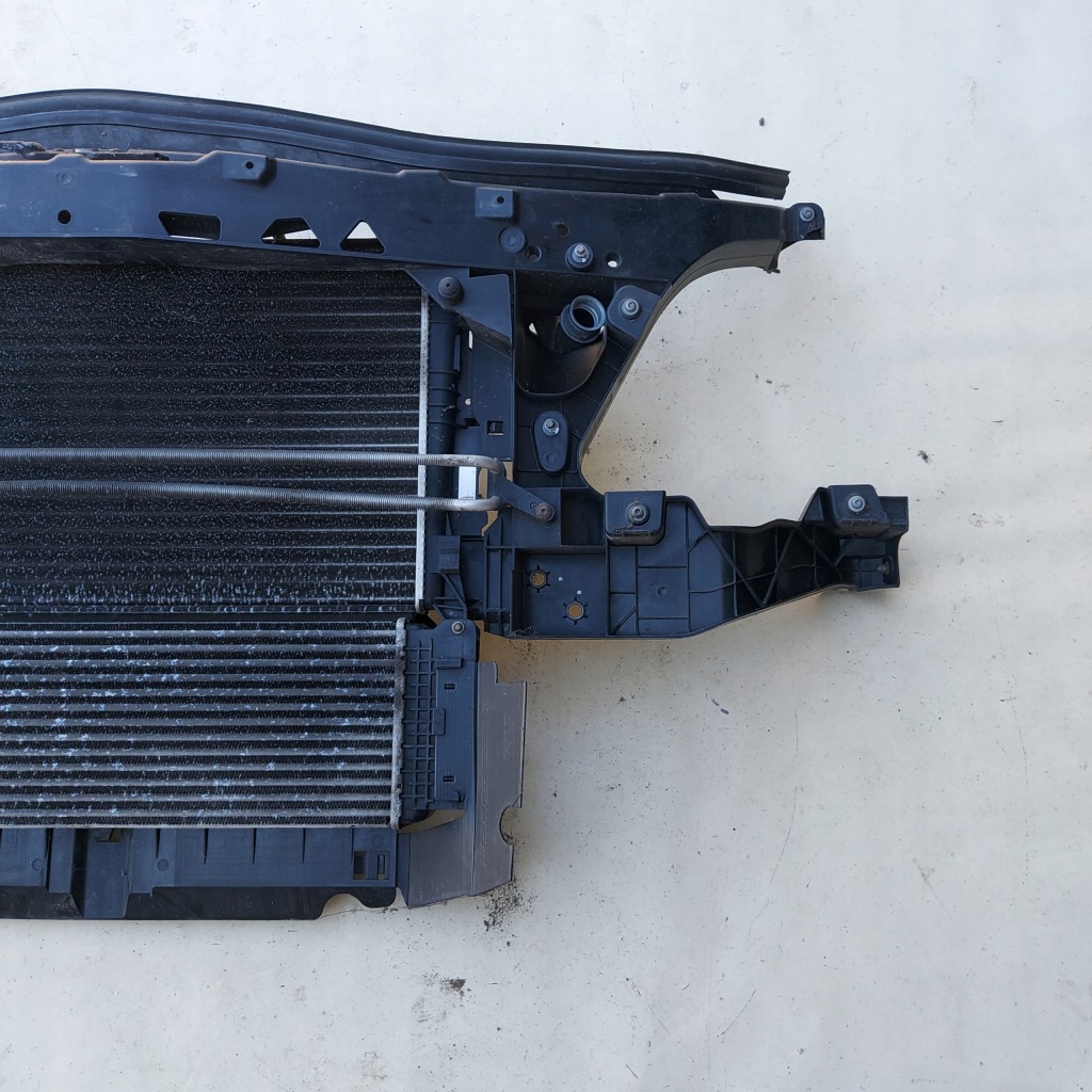 фото №3, Pas передний радиатор mercedes sprinter 906 lift