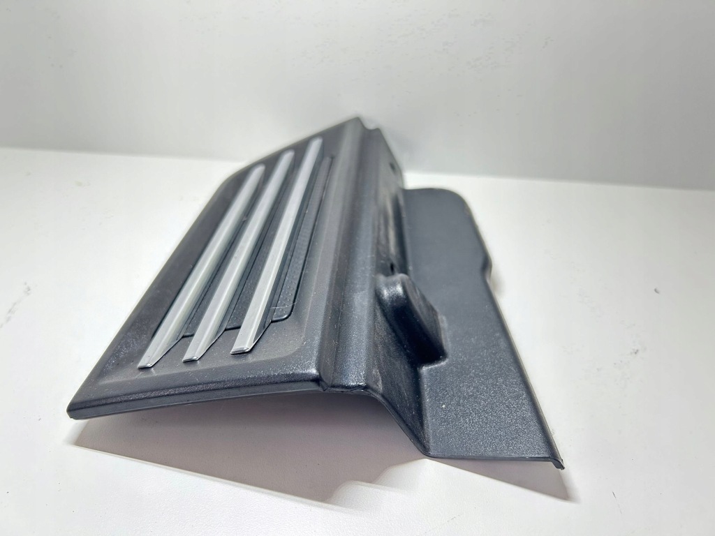 фото №5, 2008 dodge nitro впуск воздуха w крыле 55157165a