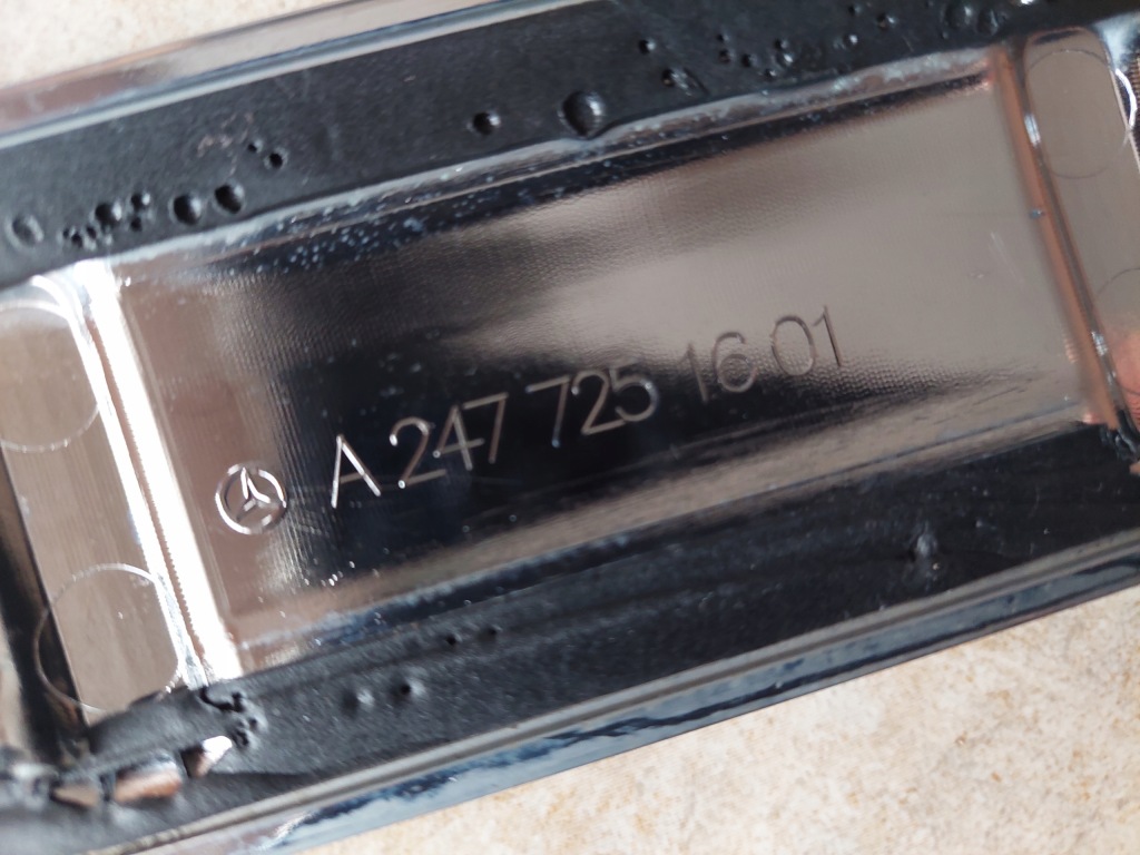 Молдинг бампера - задний  - mercedes gla w247 - h247 Оригинал